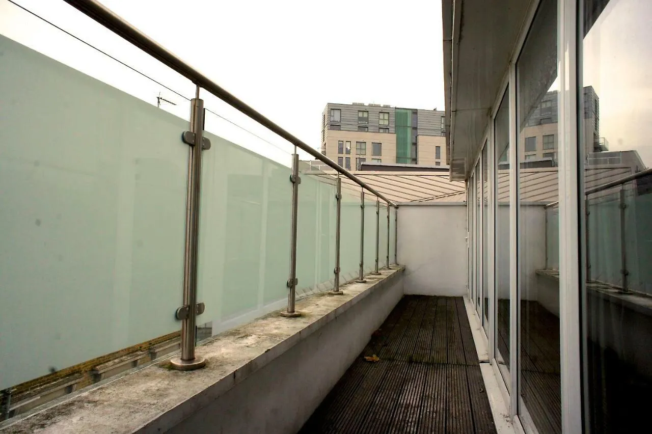 Redchurch House London Apartment
