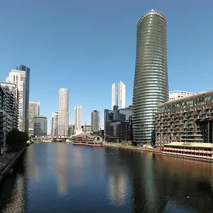 Apartment Stayinn Canary Wharf, London