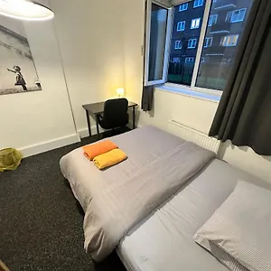 Guest house Shoreditch R1, London