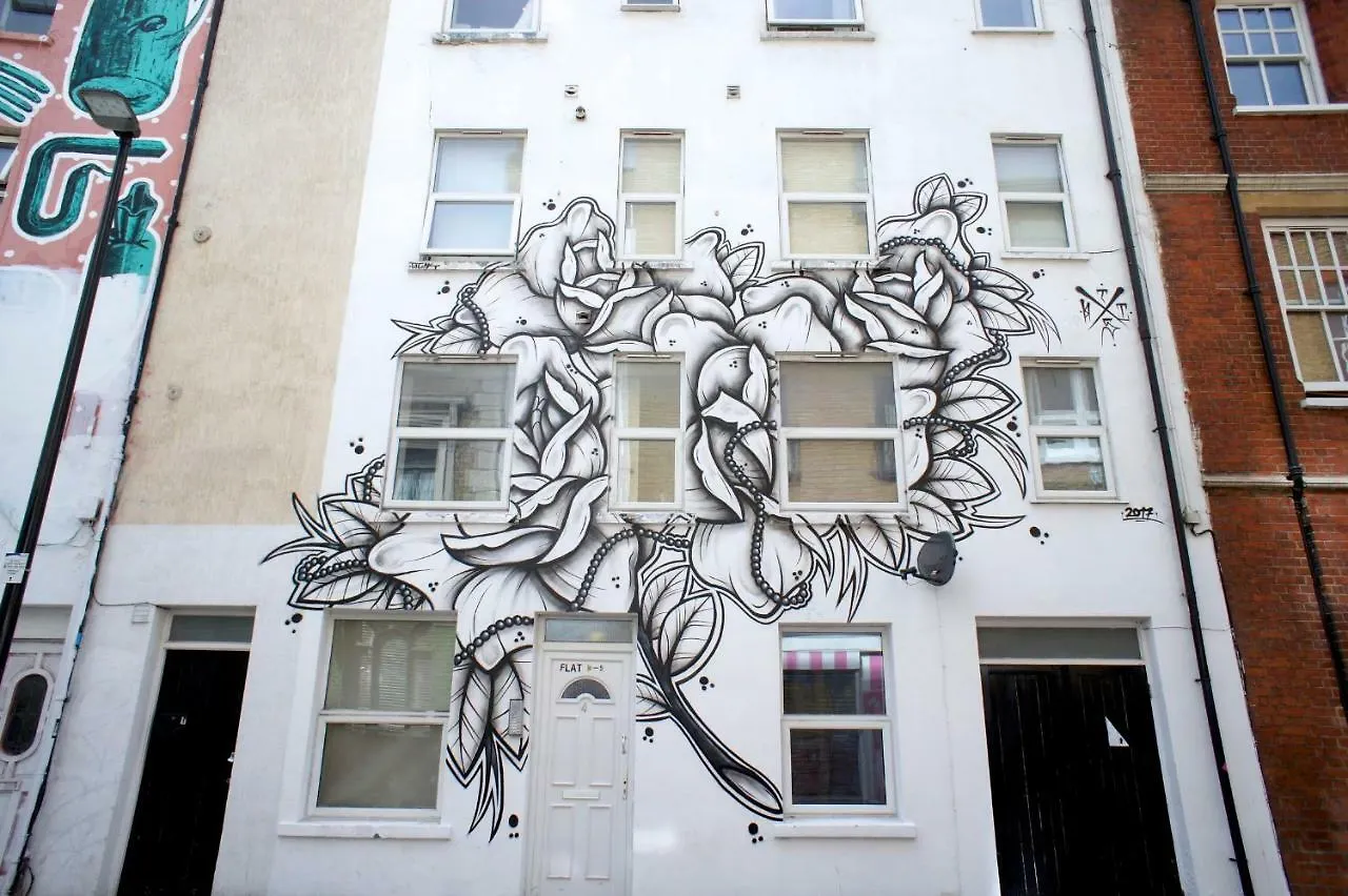 アパート Redchurch House ロンドン イギリス
